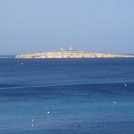 The Sea Just Across The Road - Flat 3 Apartment St. Paul's Bay Luaran gambar